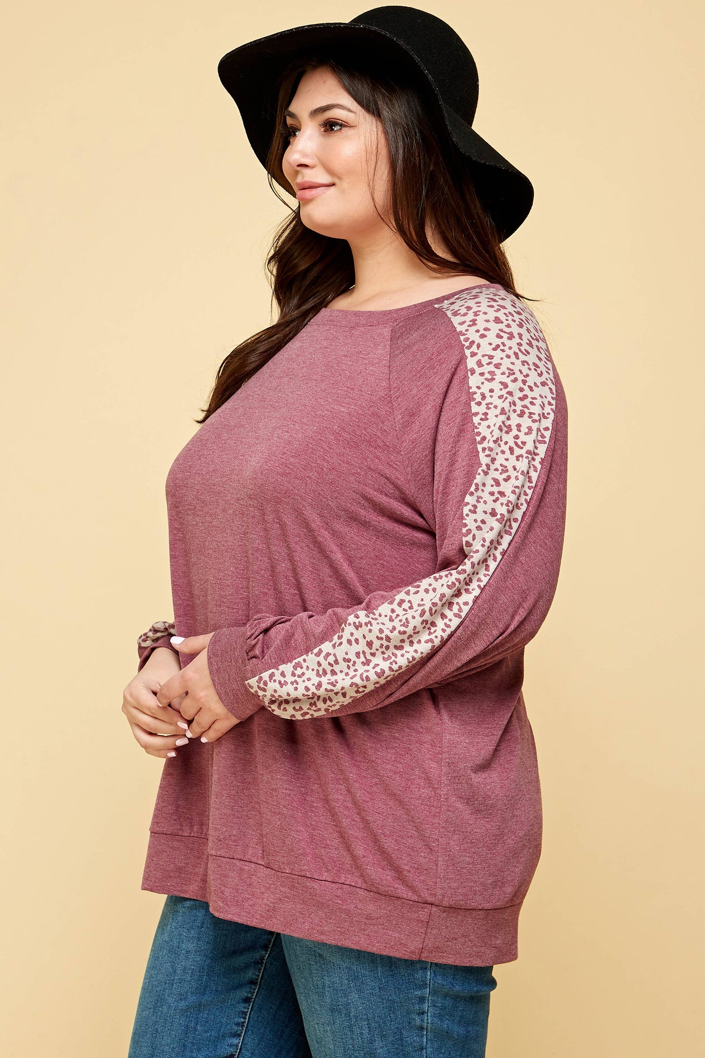 Plus Animal Printed Balloon Sleeves Top
