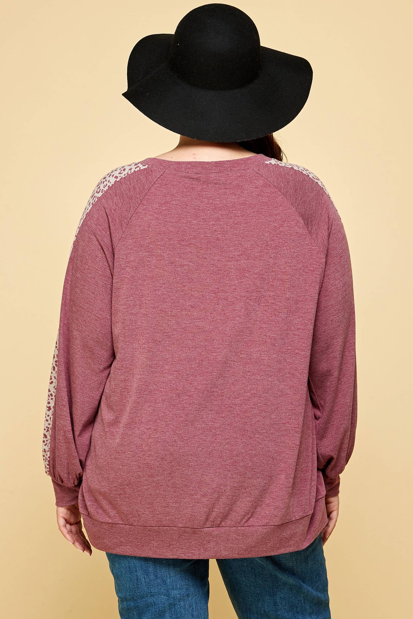 Plus Animal Printed Balloon Sleeves Top