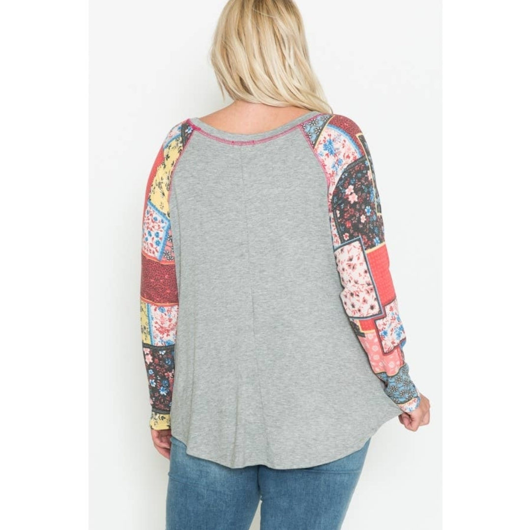 Plus spring floral sleeve