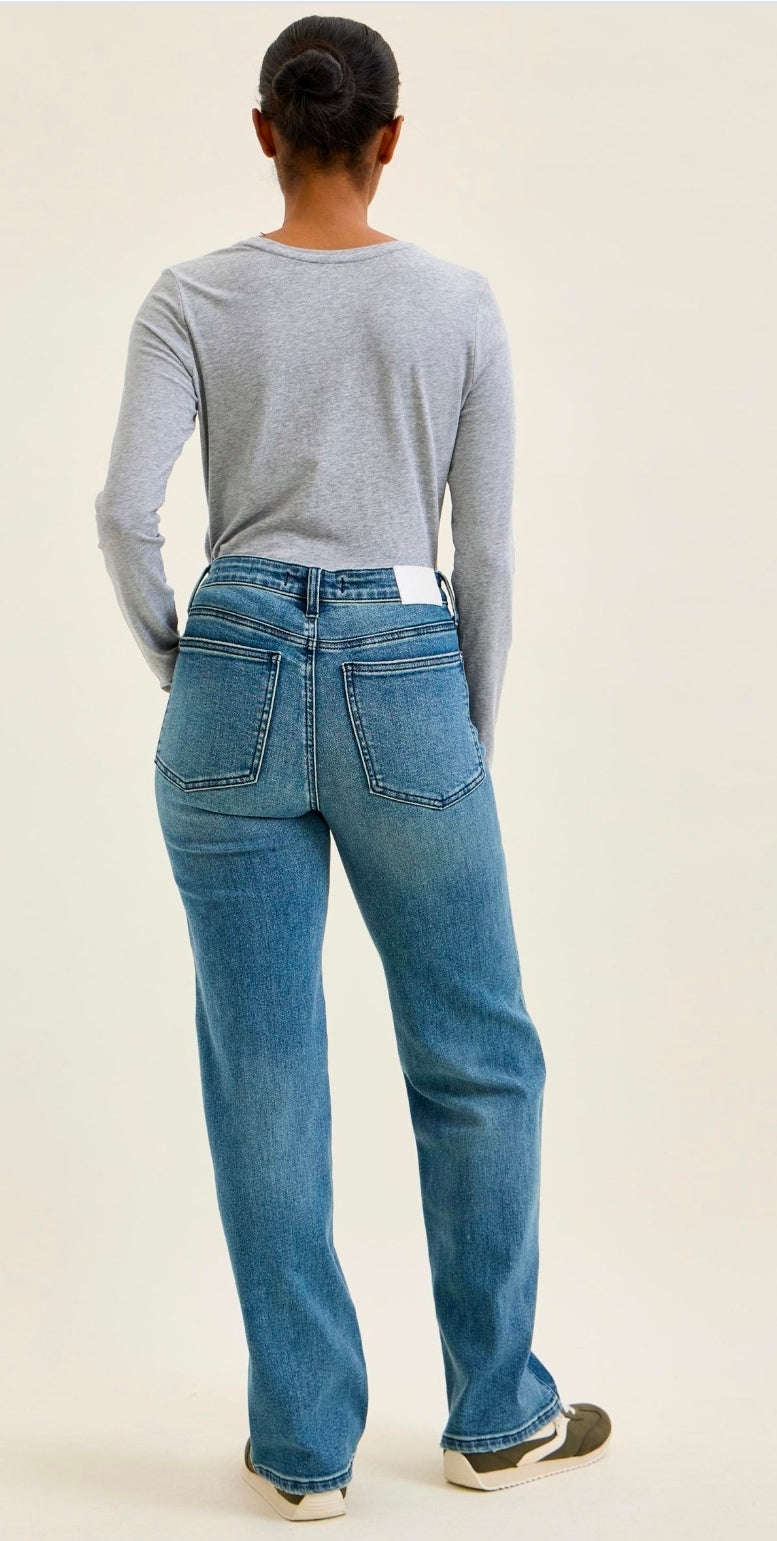 Judy Blue High Waist Rigid Magic Straight Leg Jeans