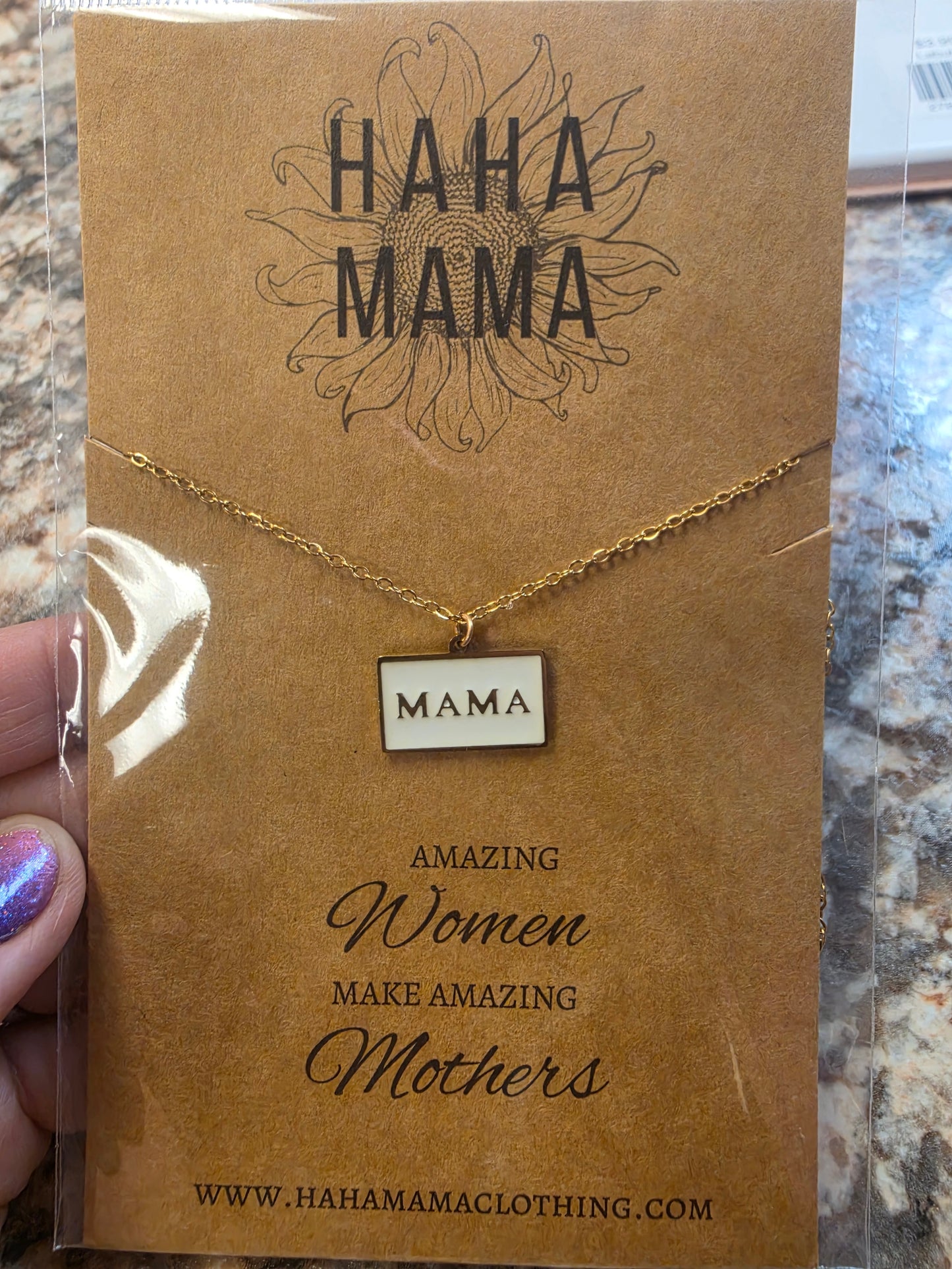 Mama necklace