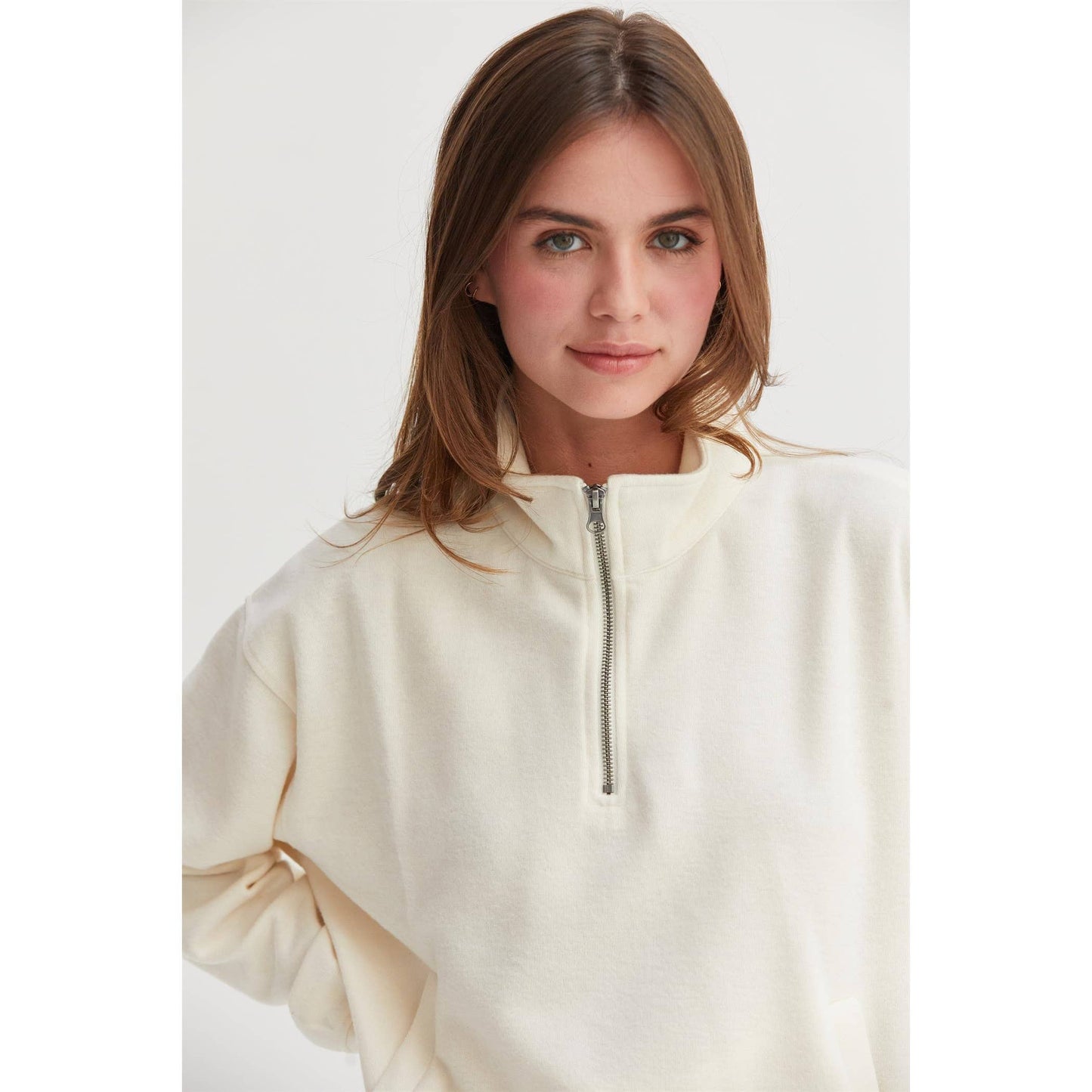 Cream Half Zip Sweatshirt With Front Pockets