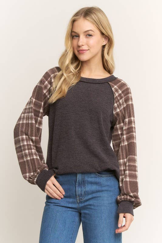 ET7689-23 SOLID URBAN RIBBED AND PLAID CONTRAST TOP