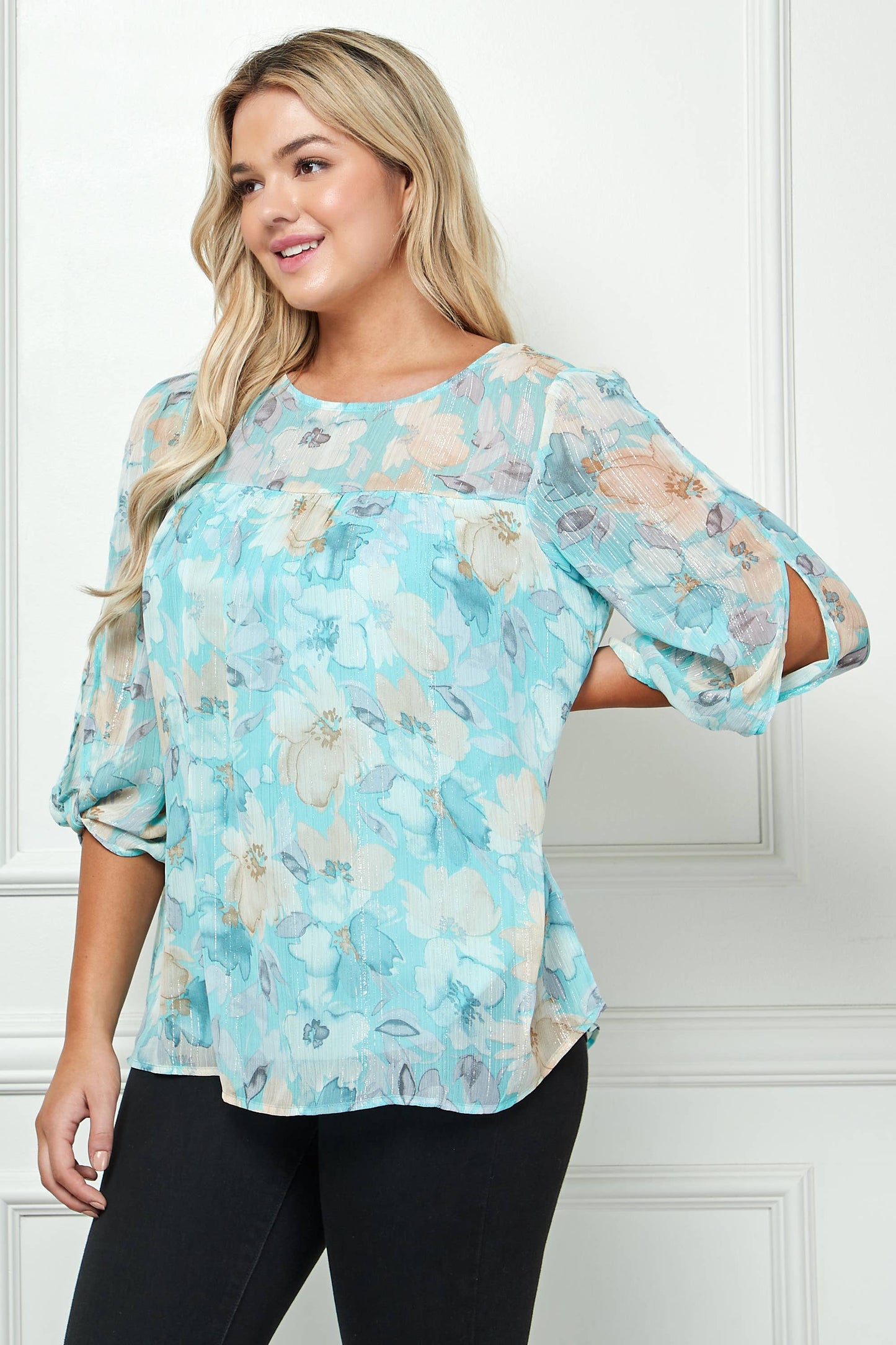 PLUS SIZE BLUE FLORAL BLOUSE