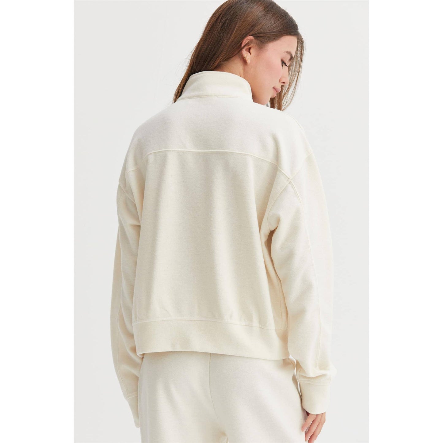 Cream Half Zip Sweatshirt With Front Pockets