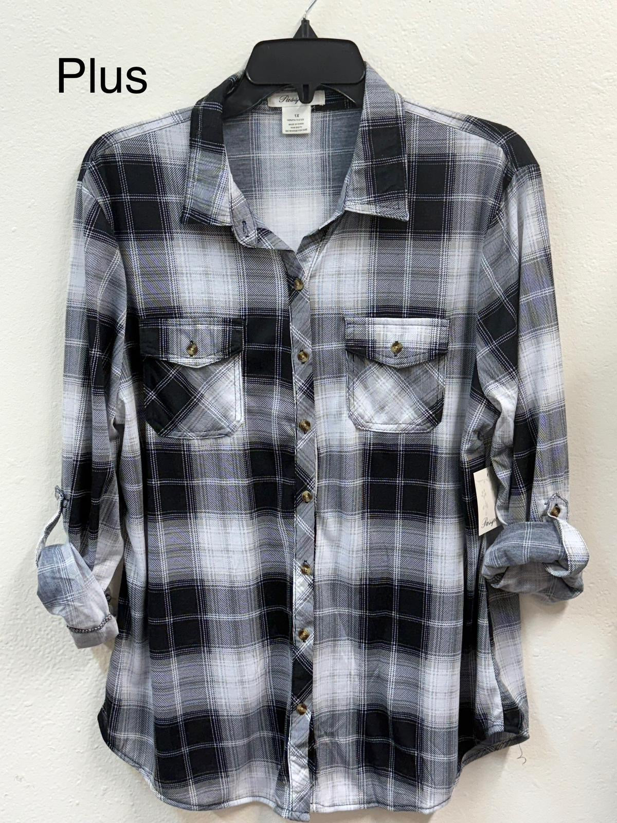 Plus black/white flannel