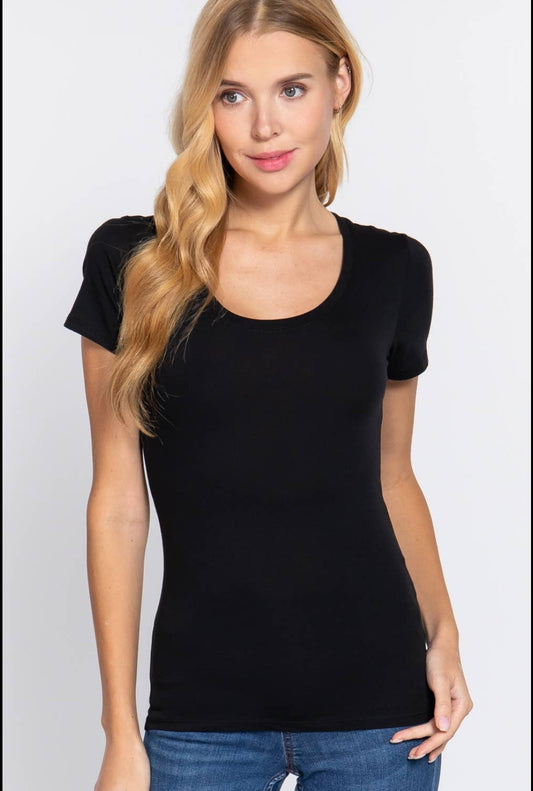 Short Sleeve Scoop Neck Top