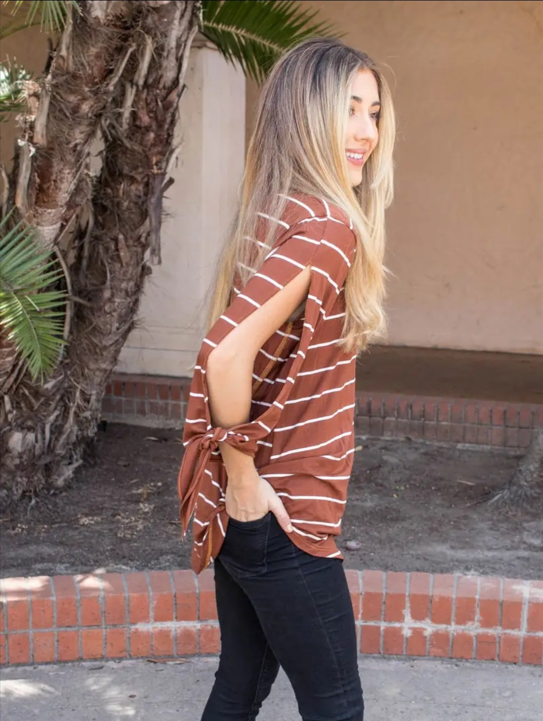 Brown Stripe Tie arm shirt