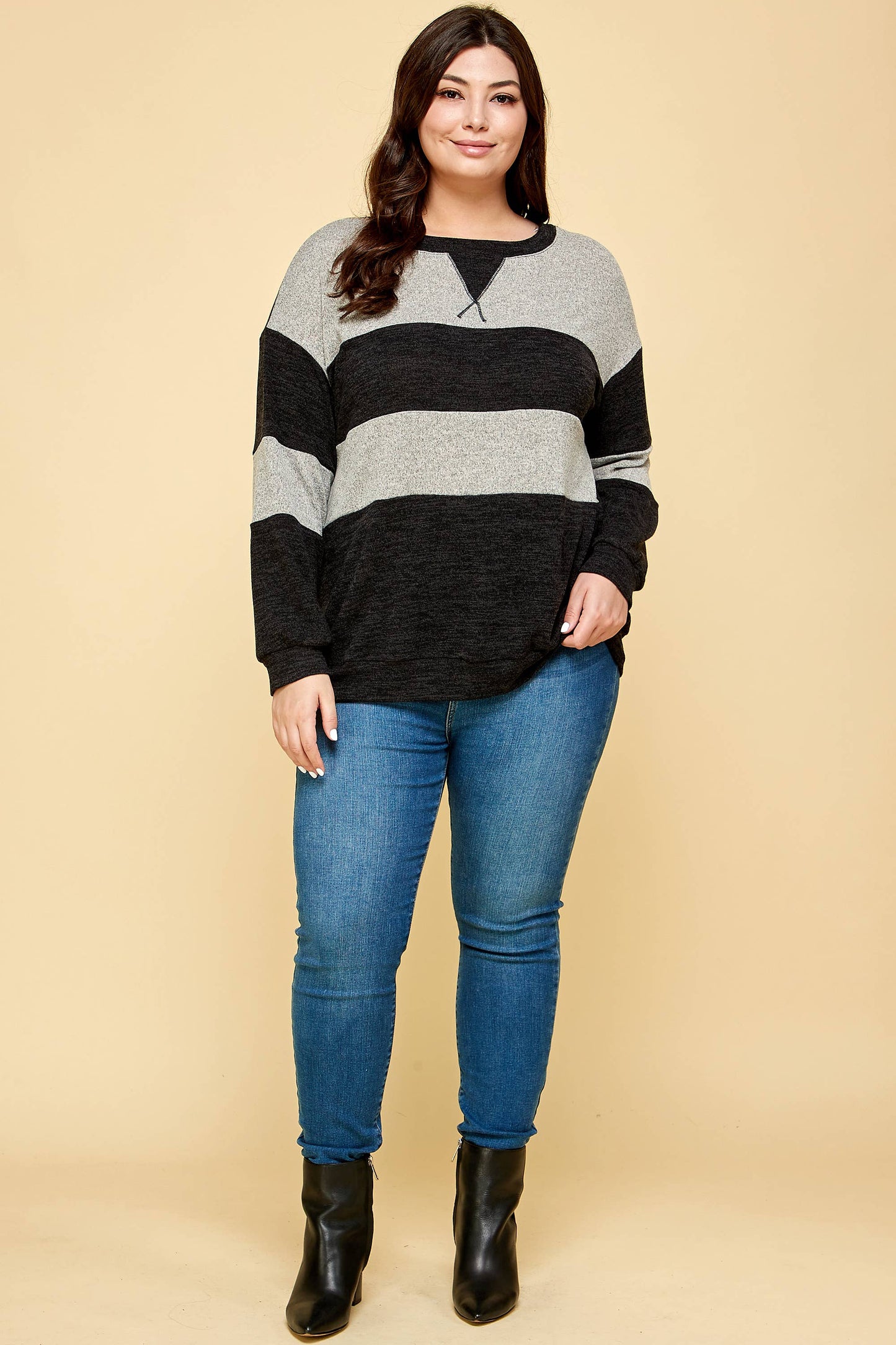 Plus Two-Tone Contrast Casual Top