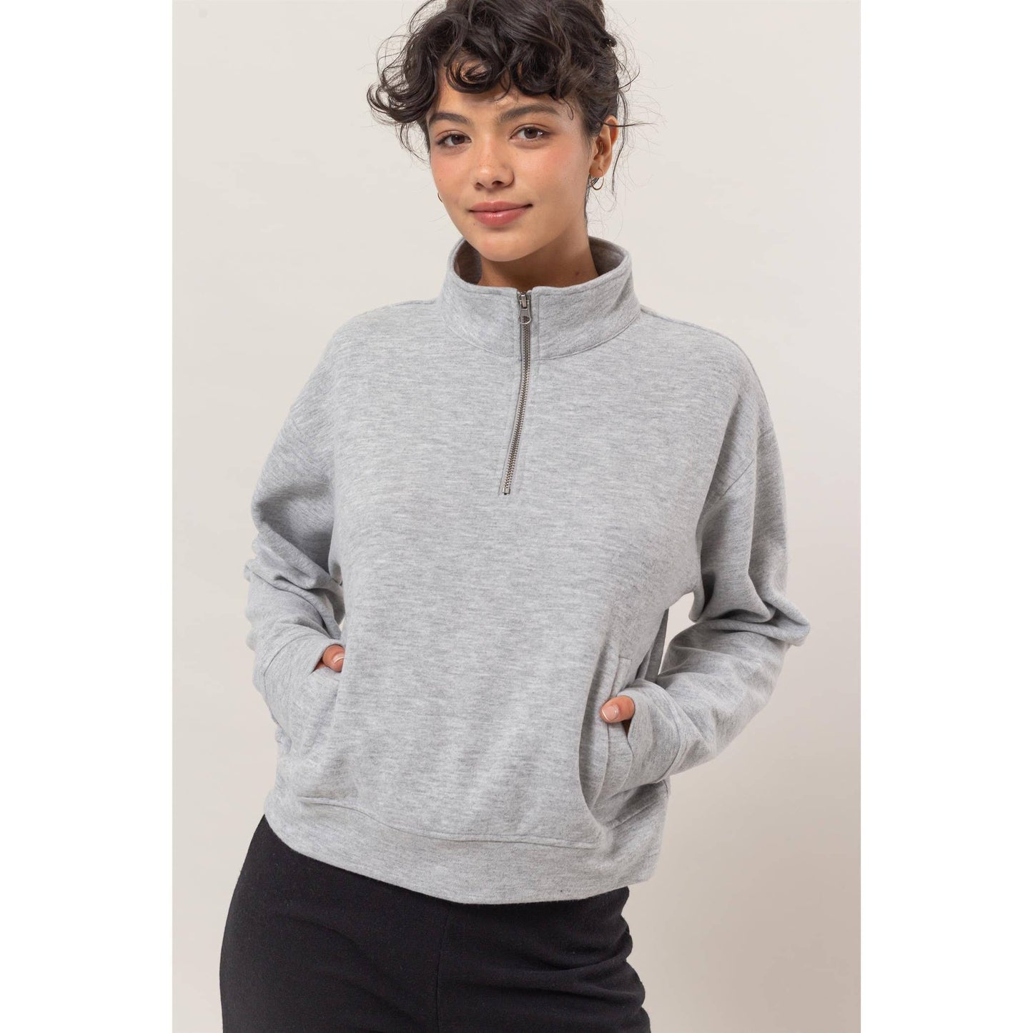 Cream Half Zip Sweatshirt With Front Pockets