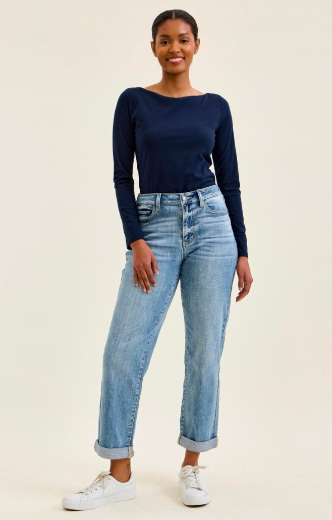 Judy Blue Mid Rise BILLIE boyfriend jeans