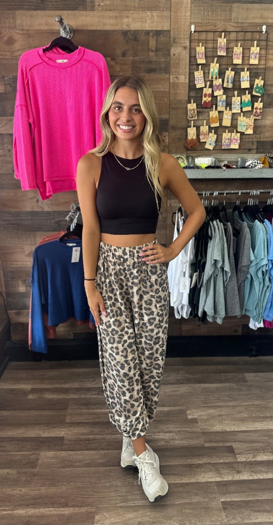 Leo pants with side slit