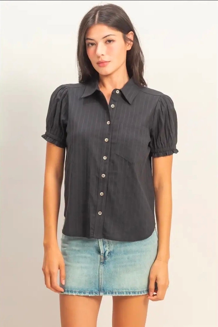 Black button up short sleeve shirt